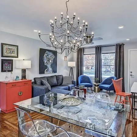 Myers Park Gem Great Location Villa
